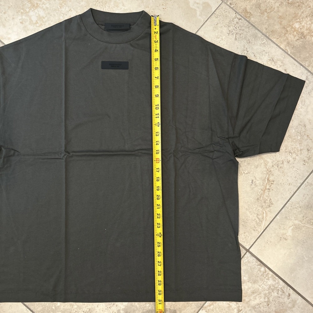 Fear of God Essentials Shirt Men Medium Ink Grey Short Sleeve Oversized Logo New - Picture 5 of 11